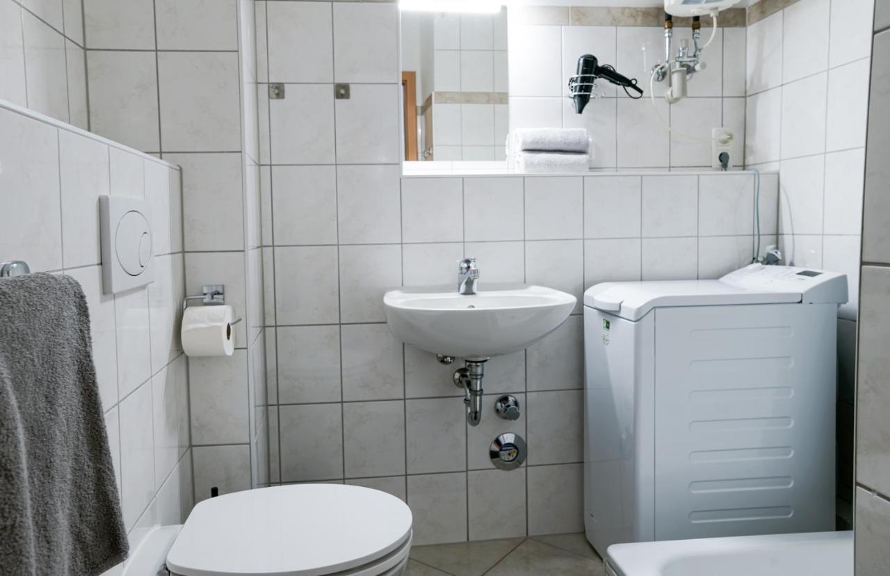 Gemuetliche Ferienwohnung In Der Altstadt Schwerin  Esterno foto